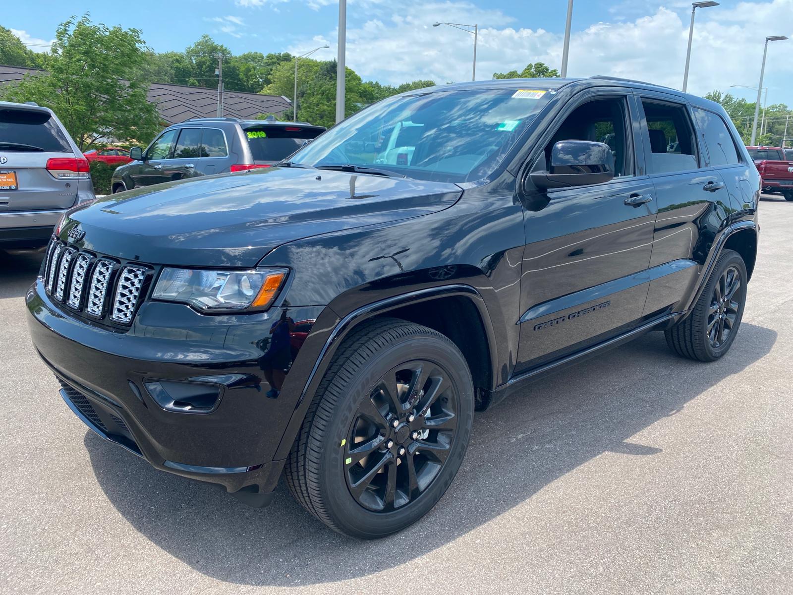 New 2020 Jeep Grand Cherokee Altitude 4×4 4WD Sport Utility