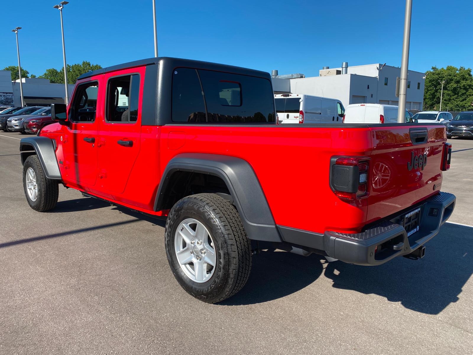 New 2020 Jeep Gladiator Sport S 4×4 4WD Crew Cab Pickup