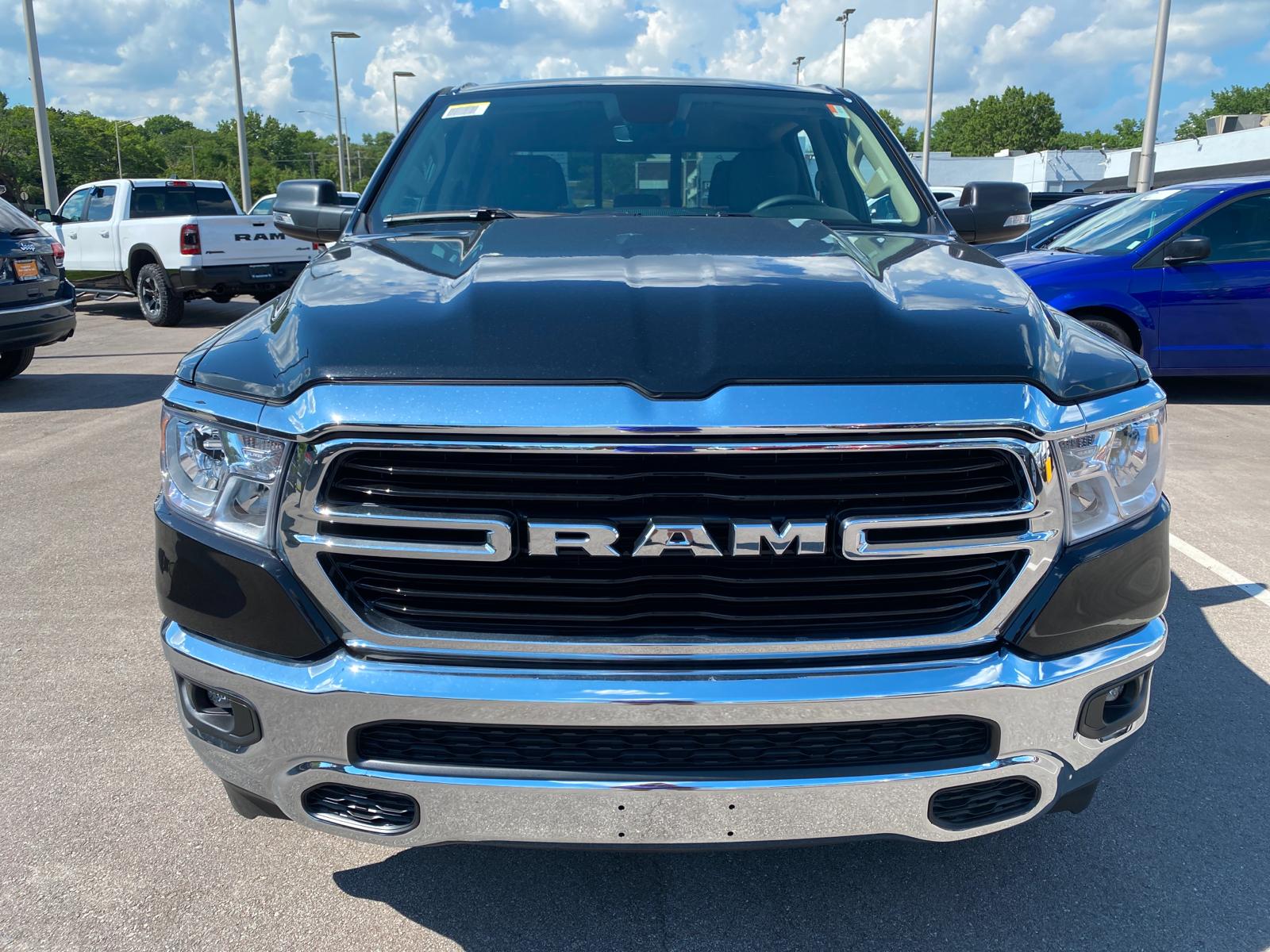 new-2020-ram-1500-big-horn-4-4-crew-cab-5-7-box-4wd-crew-cab-pickup