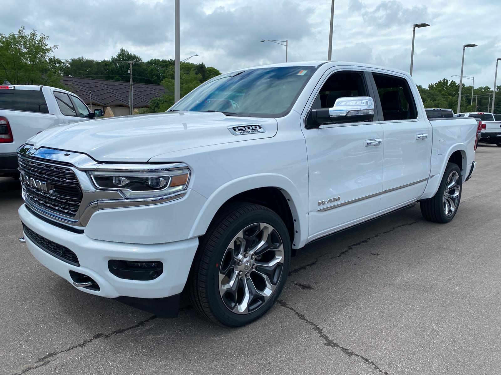 New 2020 Ram 1500 Limited 4×4 Crew Cab 5’7 Box 4WD Crew Cab Pickup