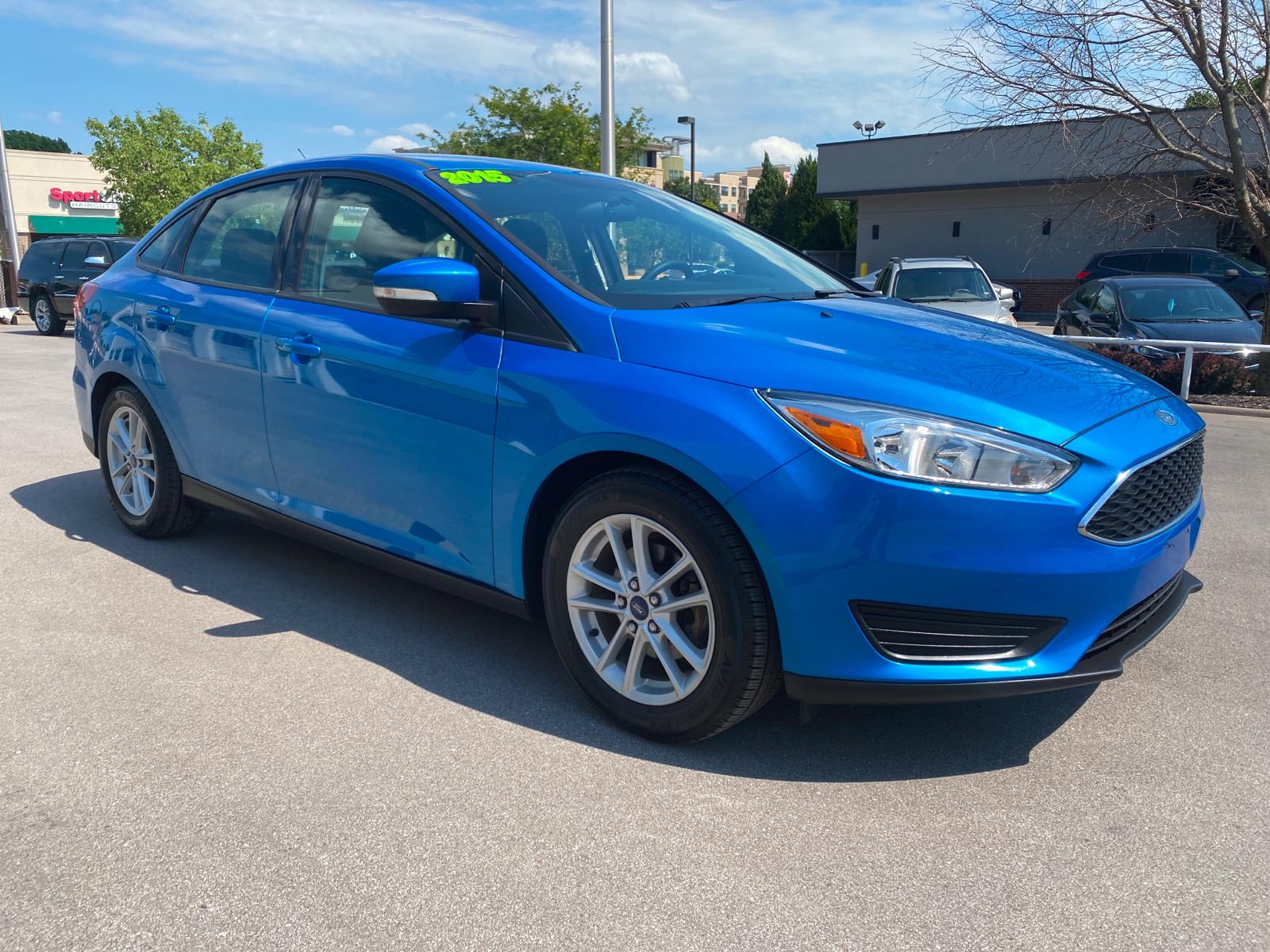 Pre-Owned 2015 Ford Focus 4dr Sdn SE FWD 4dr Car