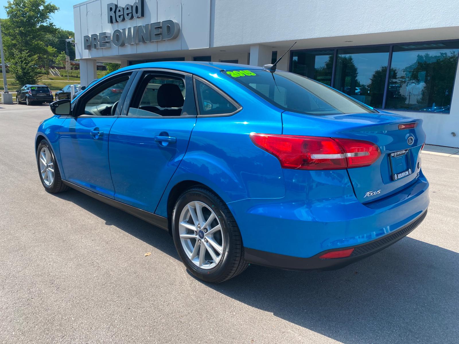 Pre-Owned 2015 Ford Focus 4dr Sdn SE FWD 4dr Car