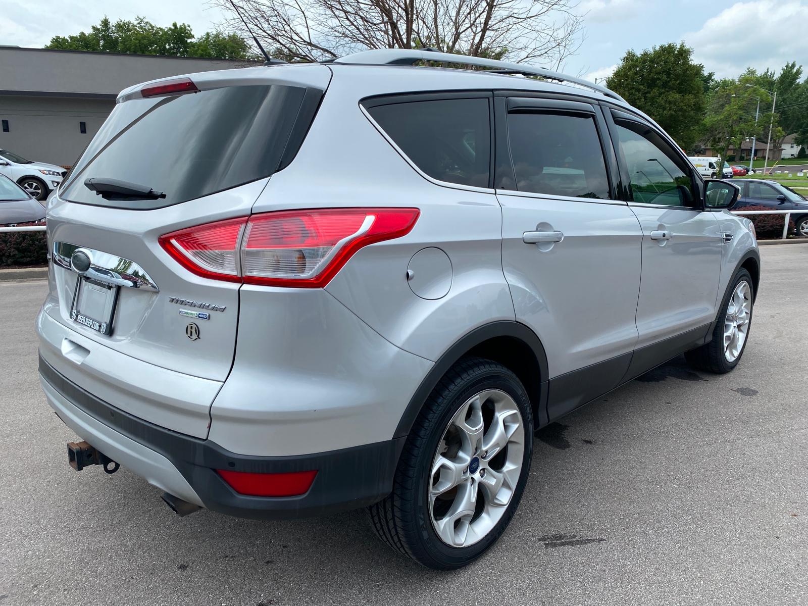 Pre-Owned 2015 Ford Escape 4WD 4dr Titanium 4WD Sport Utility