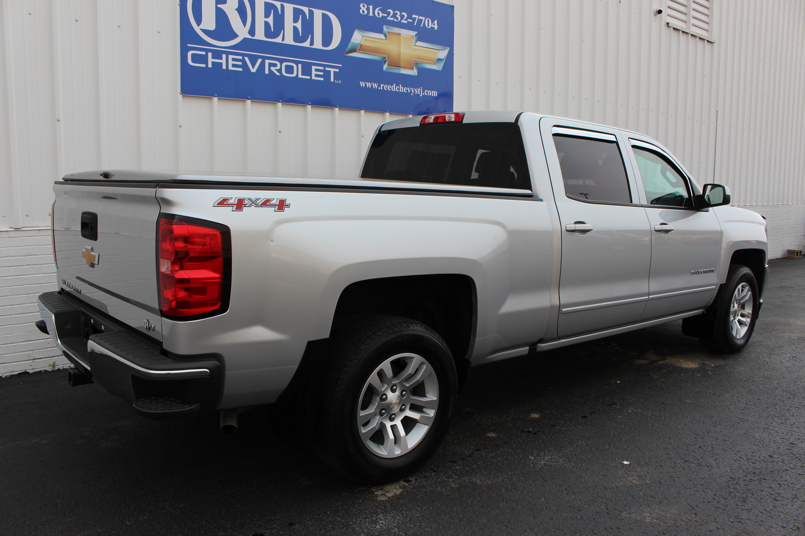 Pre-owned 2017 Chevrolet Silverado 1500 4wd Crew Cab 153.0 Lt W 1lt 4wd 