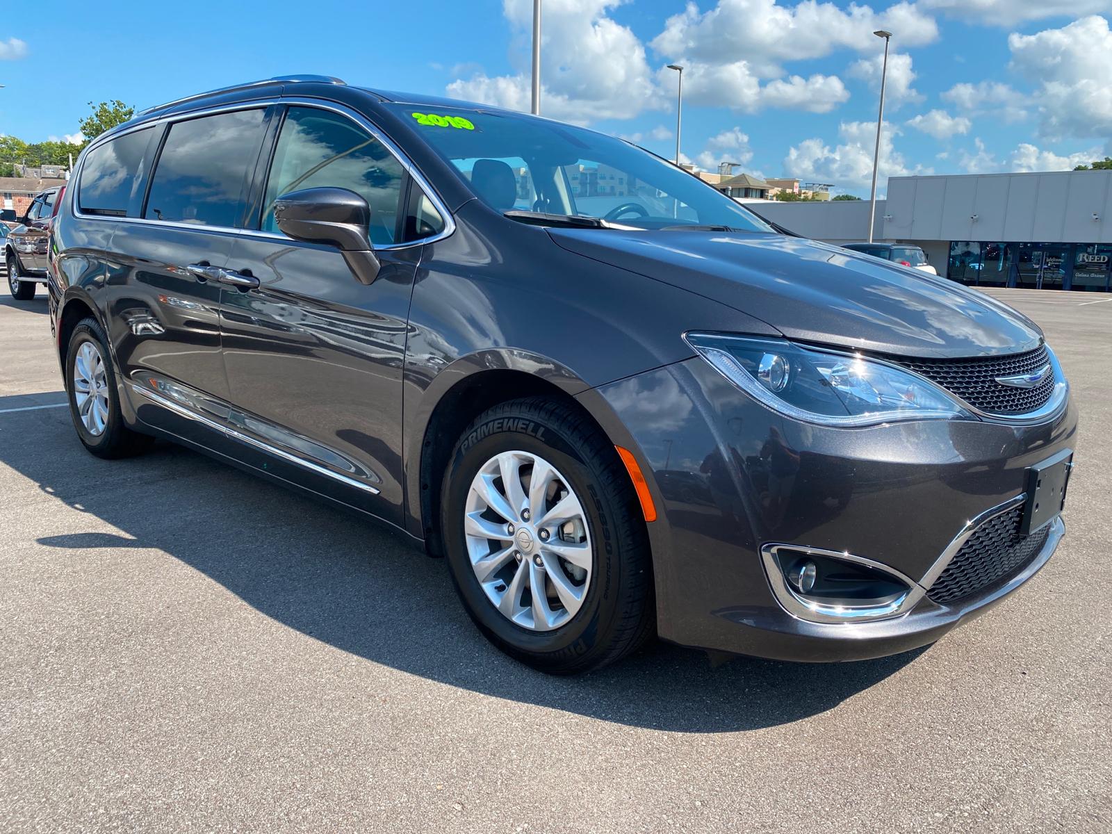 Certified Pre Owned 2019 Chrysler Pacifica Touring L Fwd Fwd Mini Van