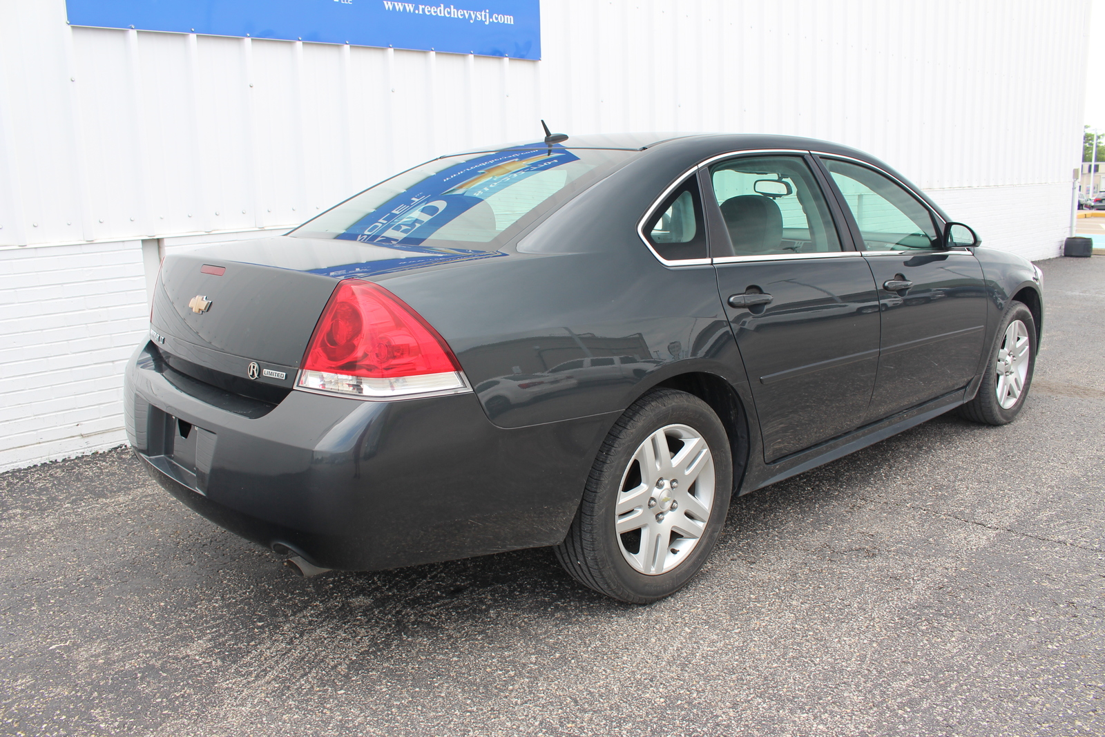 Pre-Owned 2014 Chevrolet Impala Limited 4dr Sdn LT FWD 4dr Car