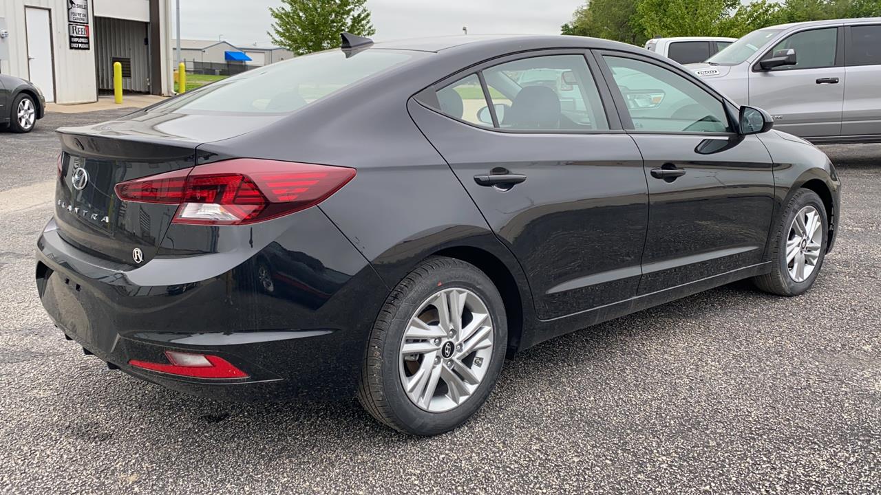 New 2020 Hyundai Elantra Sel Ivt Fwd 4dr Car